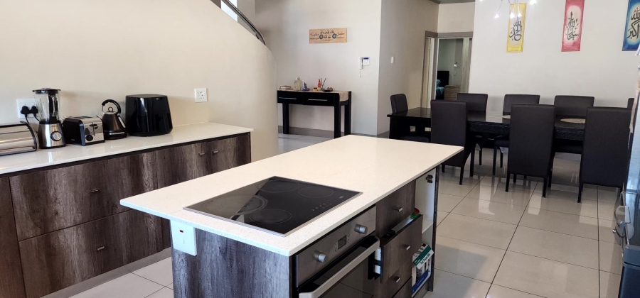 To Let 2 Bedroom Property for Rent in Newfields Western Cape